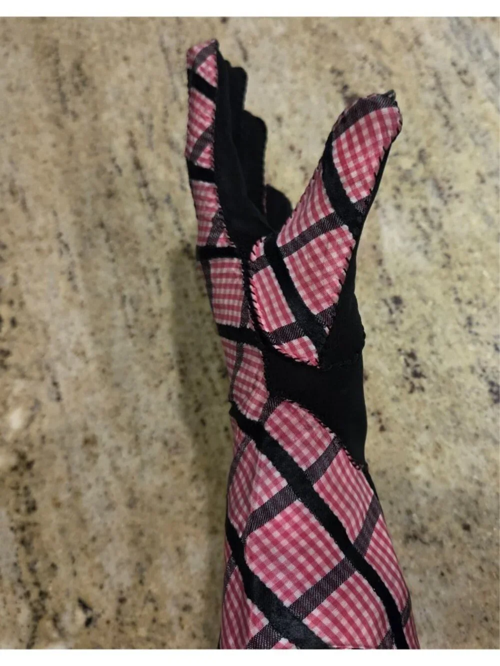 Vintage Womens Size L Pink Black Plaid Stretch Gloves Stretch *Hole Pinup